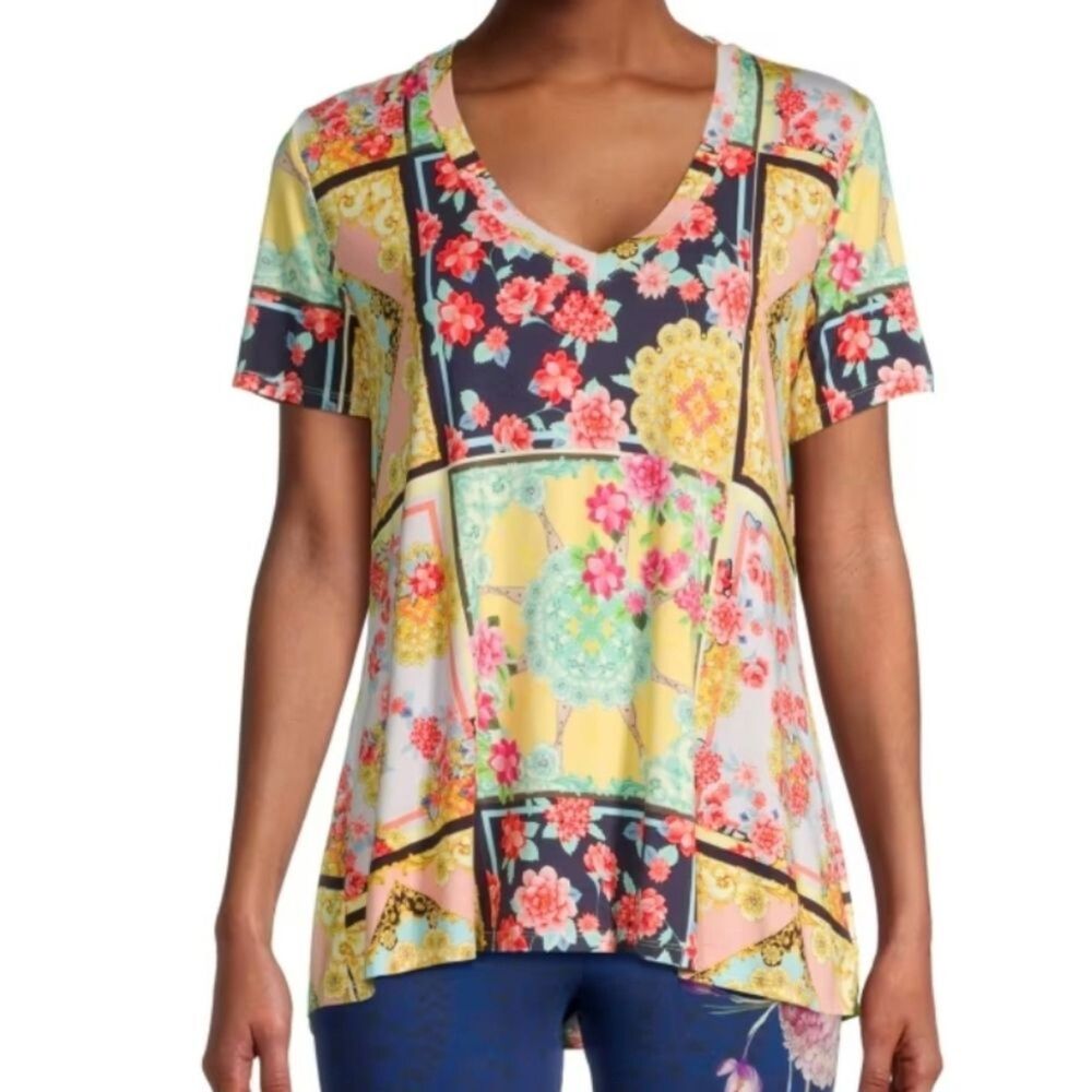 Johnny Was Tropical Bohemian Chic Edgy Feminine Floral Trendy Bamboo Top Size M